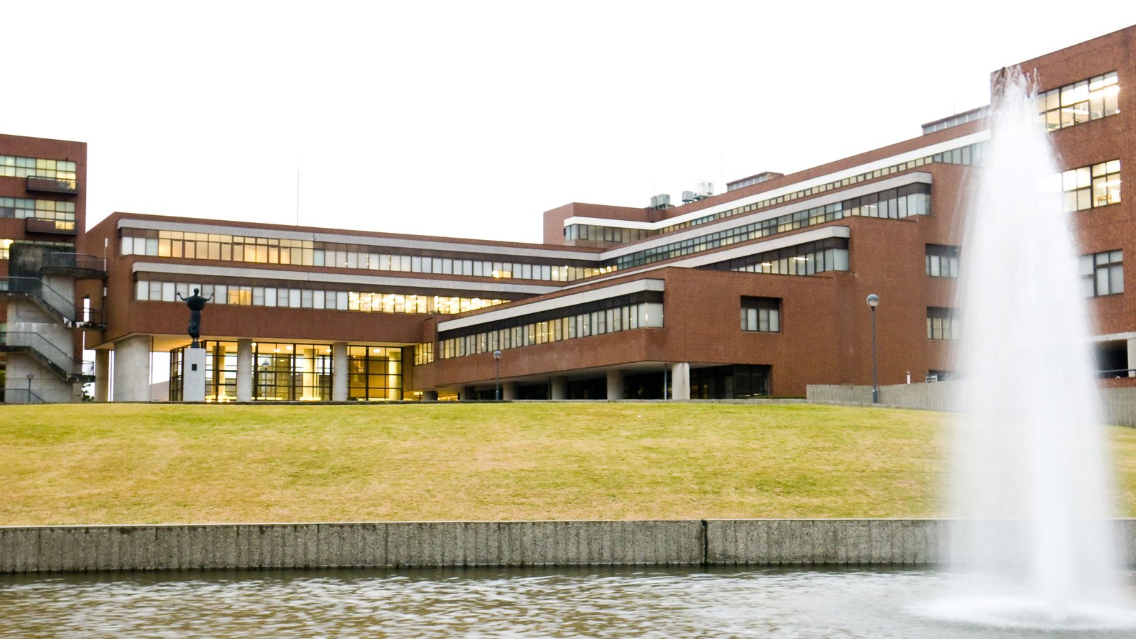 Setting up a scicom program